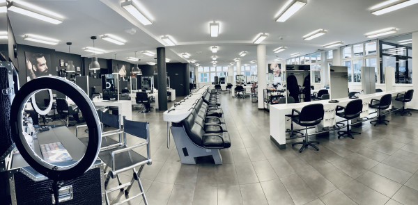 ACADÉMIE DE COIFFURE