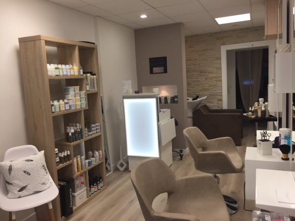 Element Hair Coiffure