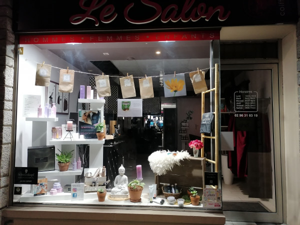 LE SALON