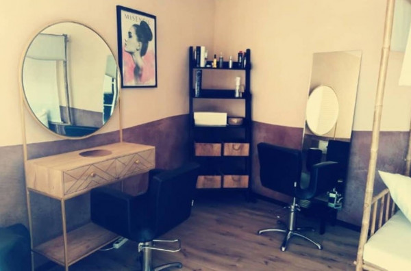 LES FILLES COQUETTES