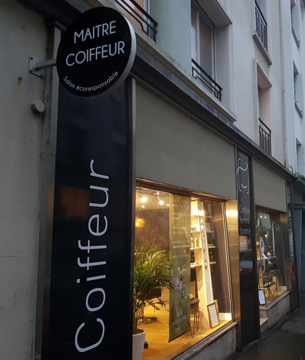 MAITRE COIFFEUR