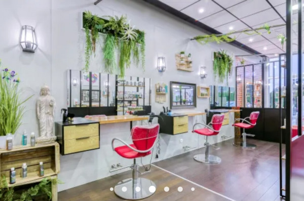 FRED HAIR AND BEAUTY